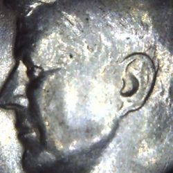 1977 Kennedy Half Dollar Beauty 40% Silver  No Mint Mark