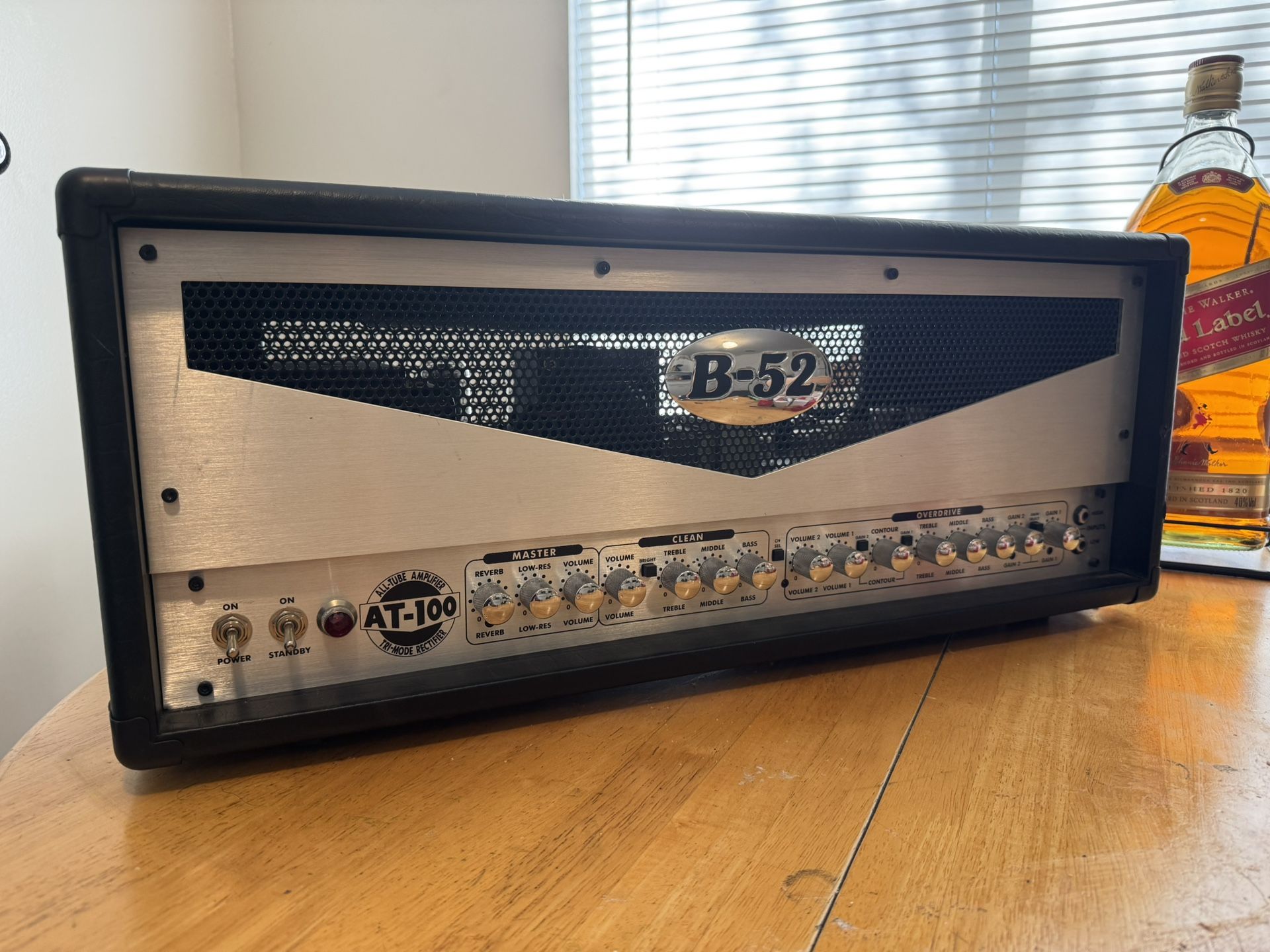 B52 AT-100 100watt Tube Head