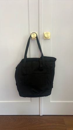 Tumi shoulder laptop bag- brand new & never used