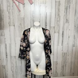 Wallflower cardigan size medium