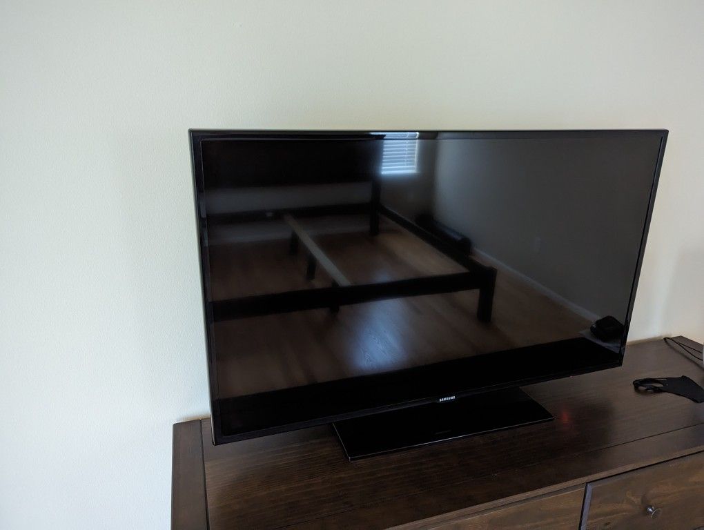 Samsung TV 46in