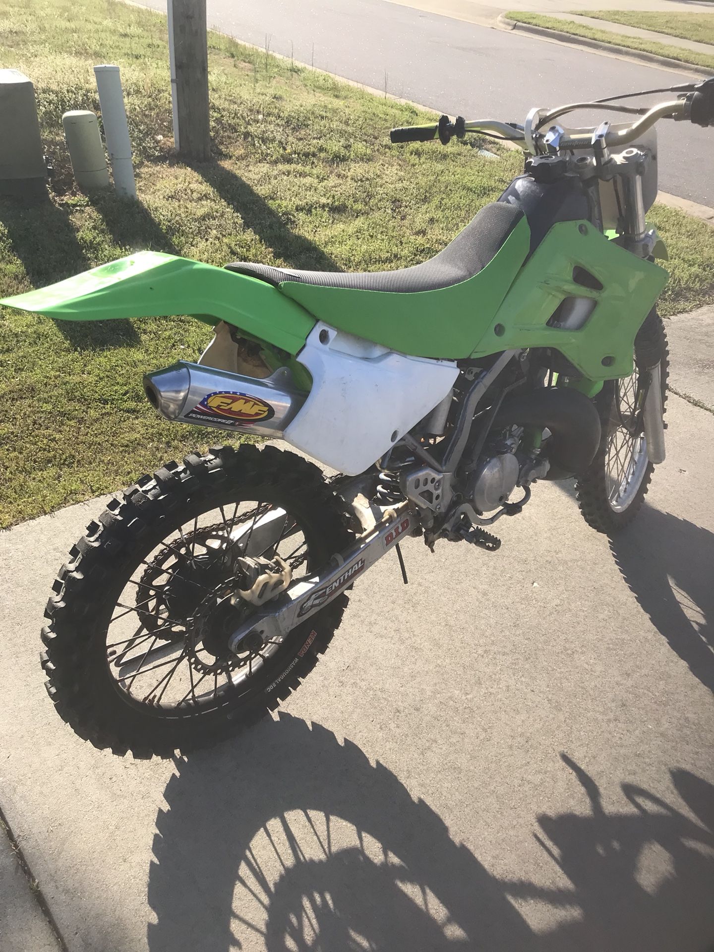 04 KDX 220 Dirt Bike