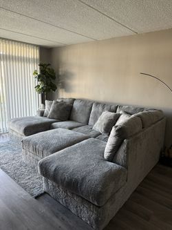 Welling Sectional