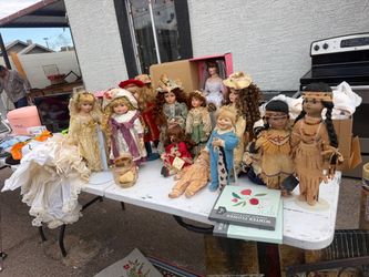 Old porcelain collection dolls