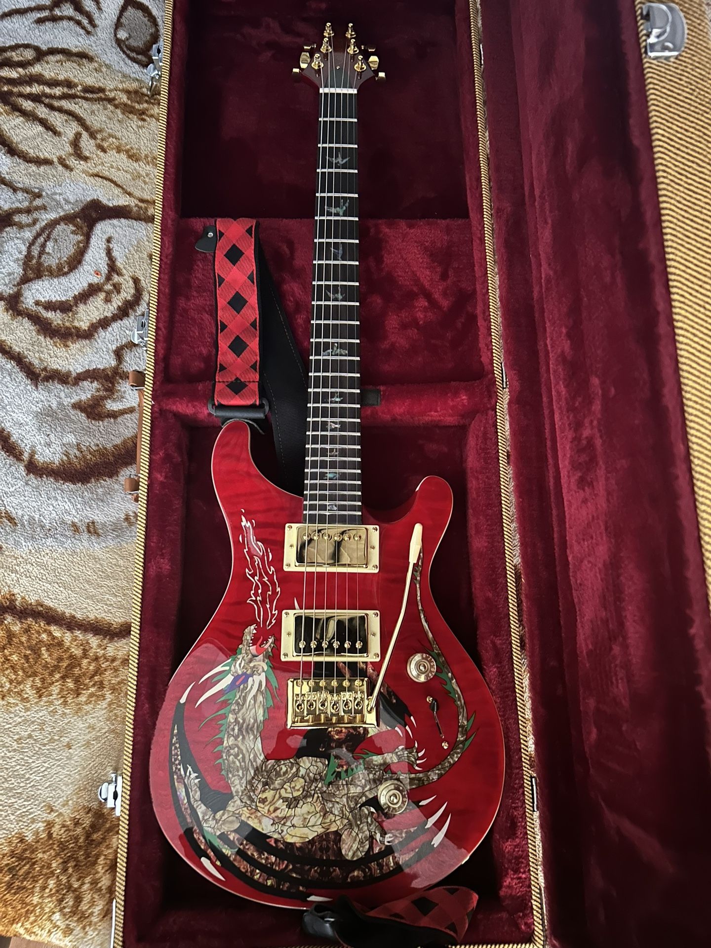 PRS dragon w/ HSC(Trade/OBO)