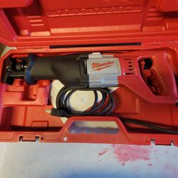 Milwaukee Sawzall 