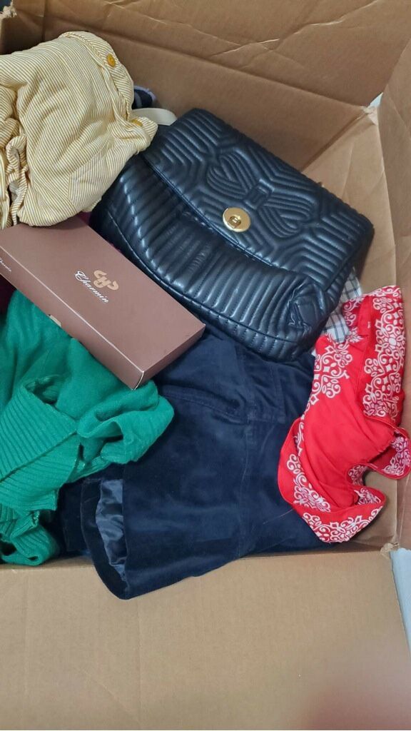 4 Boxes Of Items,All Products : American Fashion Style Bags On Sale