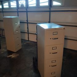 File Cabinets 3 With Keys