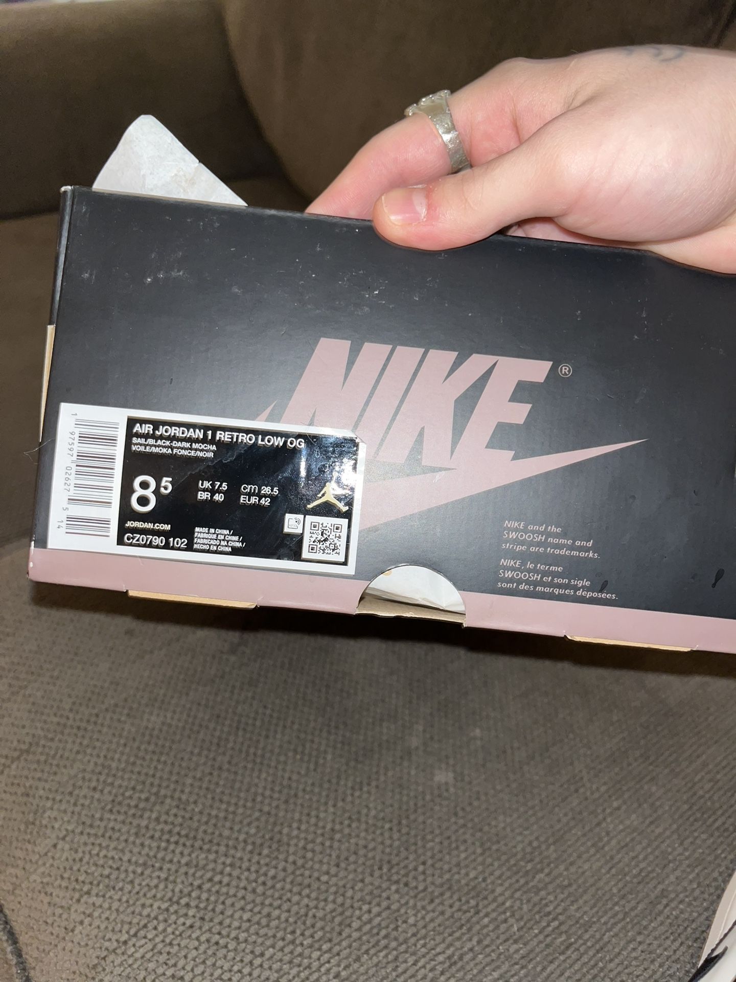 Jordan 1 Low Mocha