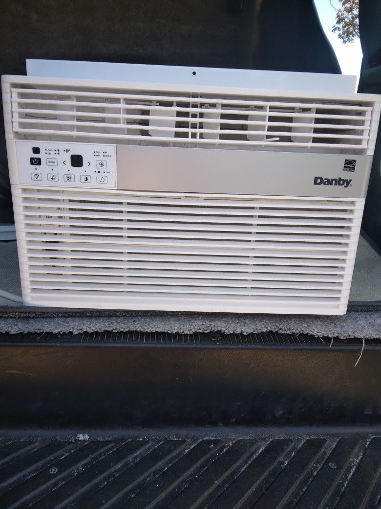 8000 Btu Window Air Conditioner 