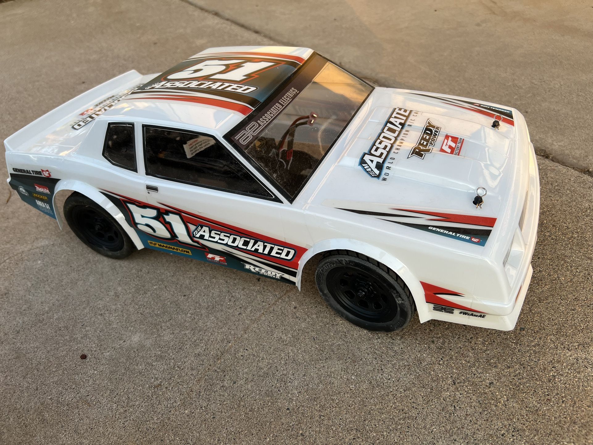 🏎️V Lightly Used RC RTR Team Associated SR10 Dirt Oval 🏁