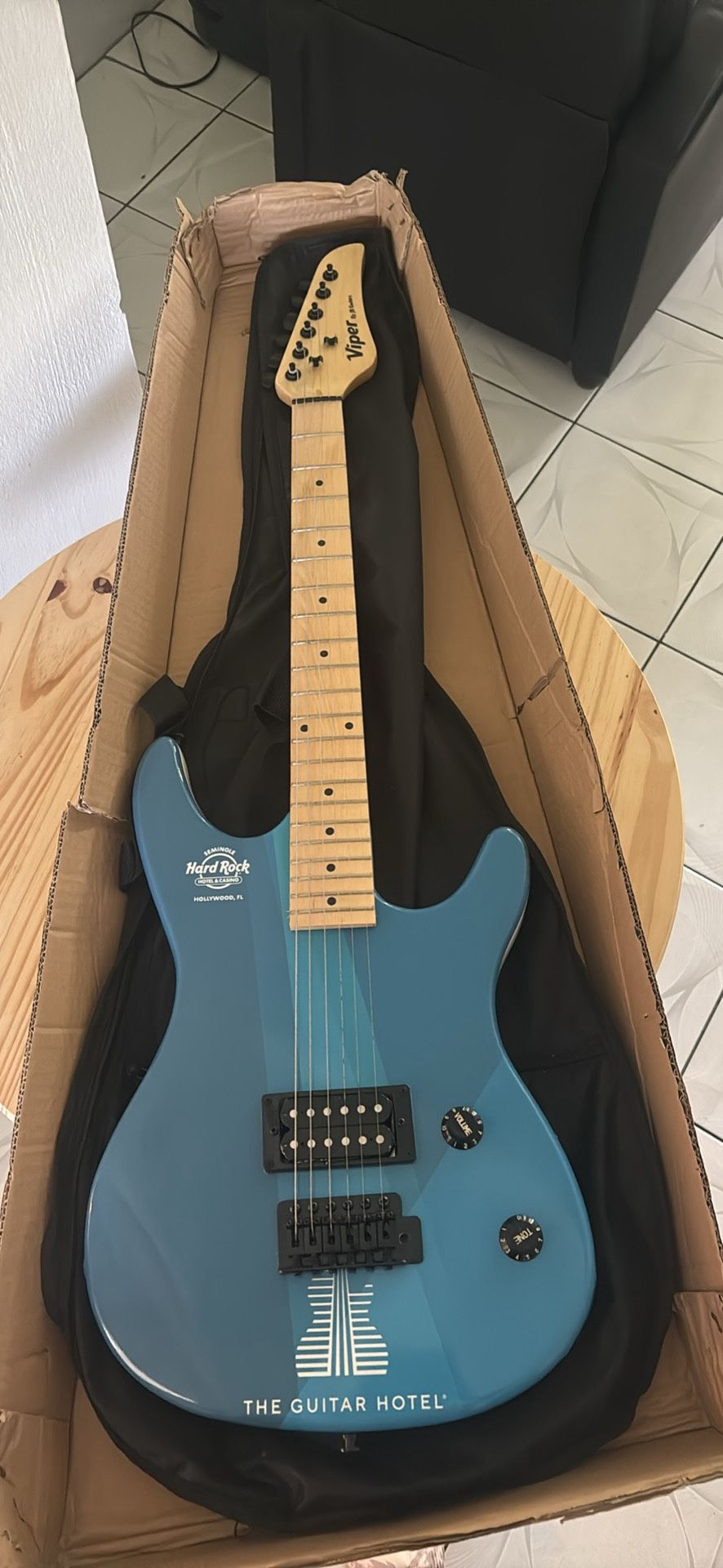 Hard Rock Electric Guitar