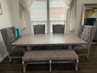 Dinning Table