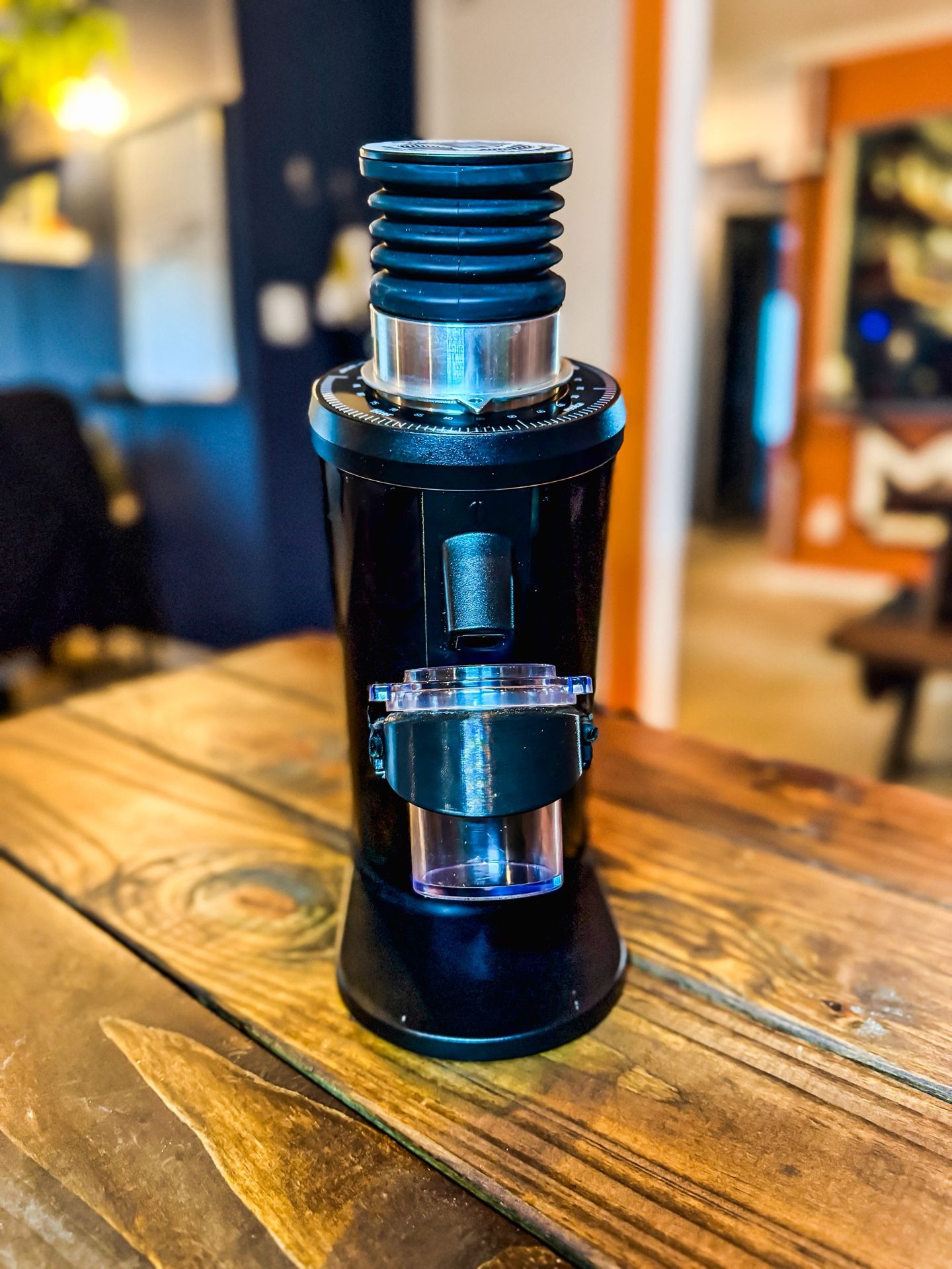 DF64 Gen 1 V2 With Italmill Burrs (Cast Burr Silver Knight V2 Option)