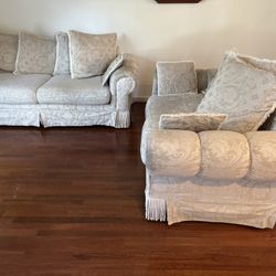 Sofa, Loveseat & Futon Bed
