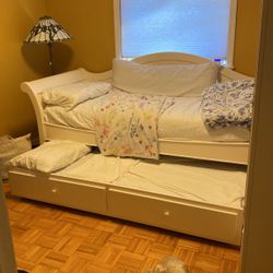 Daybed With Trundle Bedroom Set With Desk