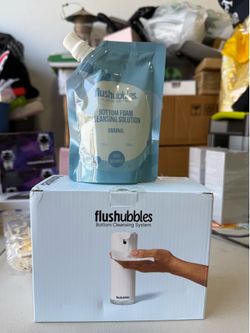 Flushubbles Dispenser + 6 Month Solution