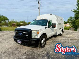 2015 Ford F350 Super Duty Regular Cab & Chassis
