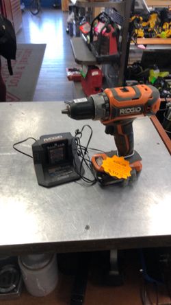 1003 Ridgid R860054 18v Lithium Ion 1/2” VSR Drill Driver W/ 2.0ah Battery & Charger 569808