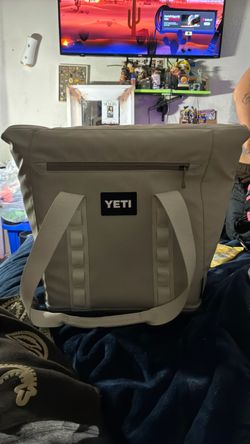 Yeti daytrip 20L tote bag