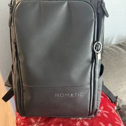 Nomatic Backpack 