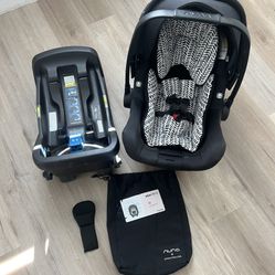 Nuna Pipa Lite RX Carseat & Base