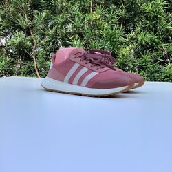 Adidas Women’s Pink Running Sneakers Size 6 Great Condition 