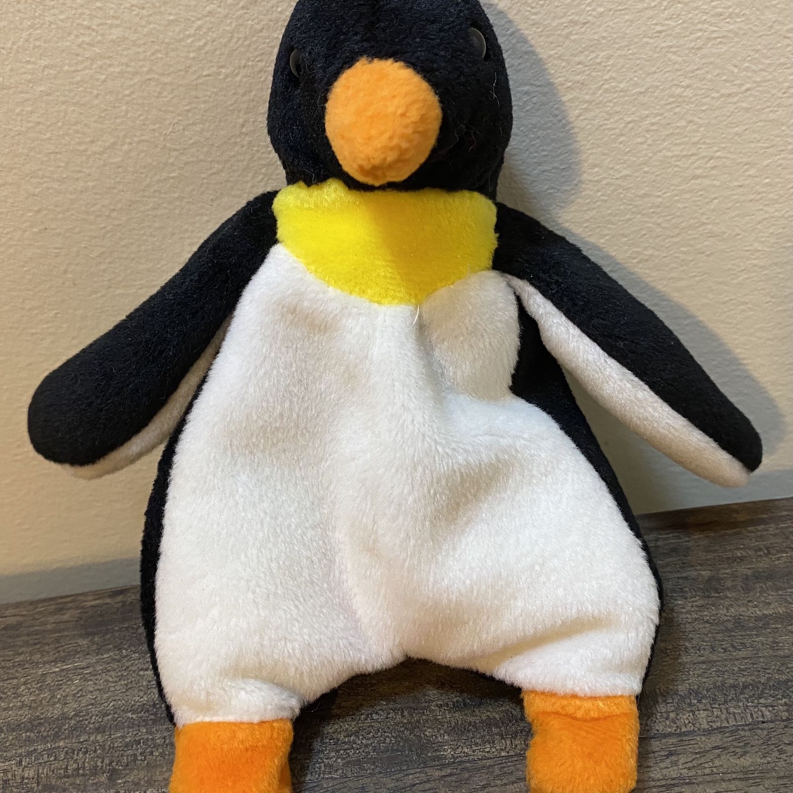 TY Beanie babies Penguin Waddle approximately 7” Tall