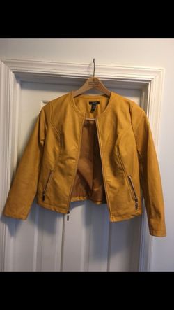 Ladies leather jacket size S “Alfani”