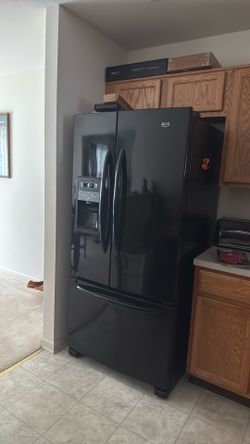 Maytag french door w/ ice blk