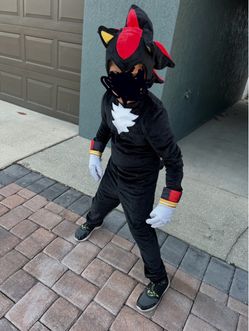 SHADOW THE HEDGEHOG COSTUME (SONIC)