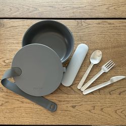 Porter Ceramic Bowl/Plate With Utensils - Like New