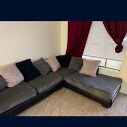 Sectional Couch 