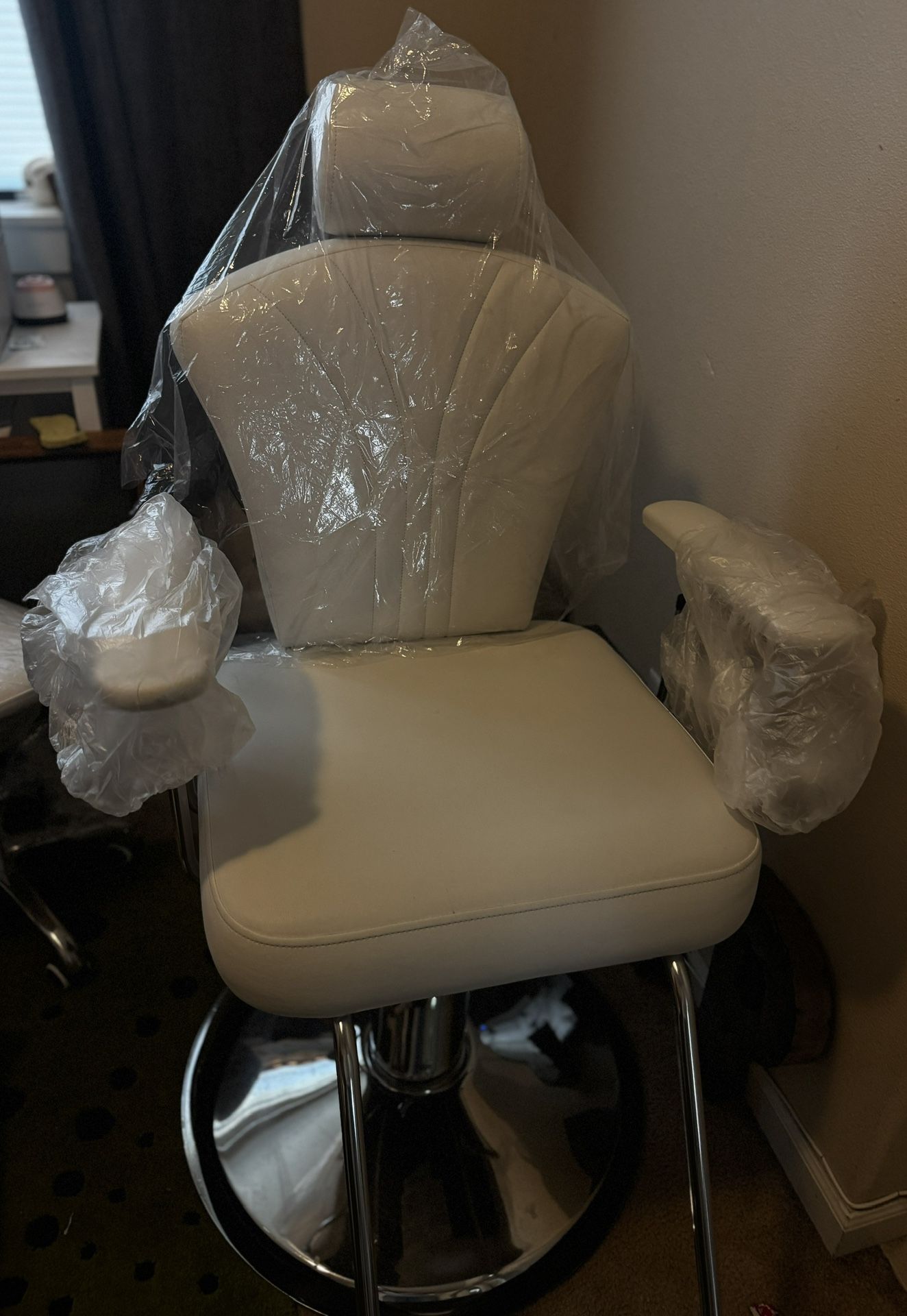 Bellagio Makeup Chair And Portable stool. 