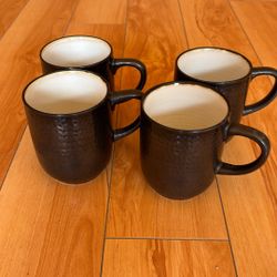 4 Mugs - Set
