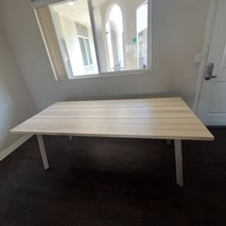 SELLING MY KITCHEN TABLE