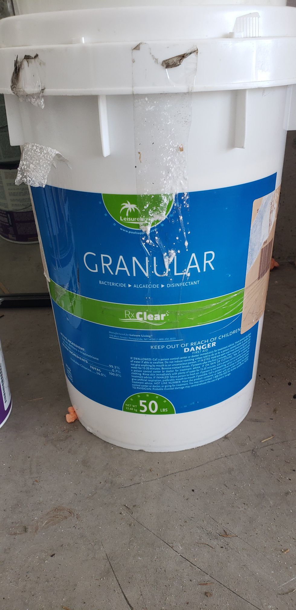 Leisure Living 50lb brand new 2 buckets of slow release chlorine tablets and one 5 gal bucket of granular chlorine.