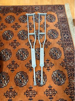 Aluminum Crutches