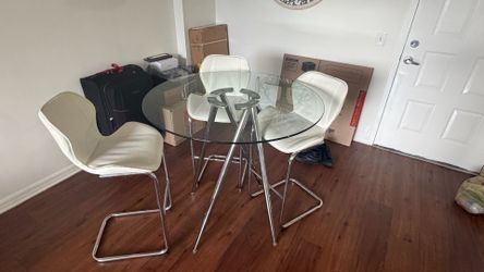 Dining room for sale
