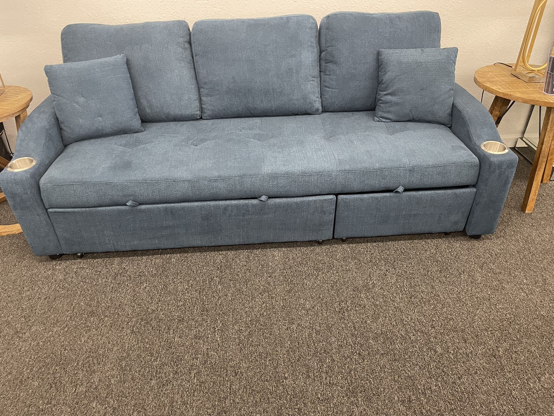 Sectional with Pull Out Sleeper