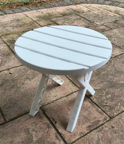 Short side table