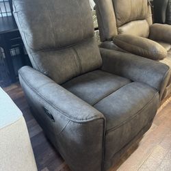Quinlan Rocking Recliner