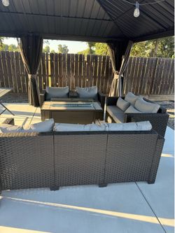 Outside seating furniture set