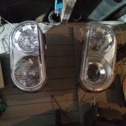 2014 Dodge Challenger Headlights 
