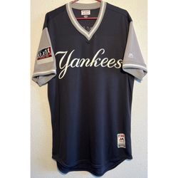 Yankees “THE KNIGHT” Majestic Jersey Size 44 Large 
