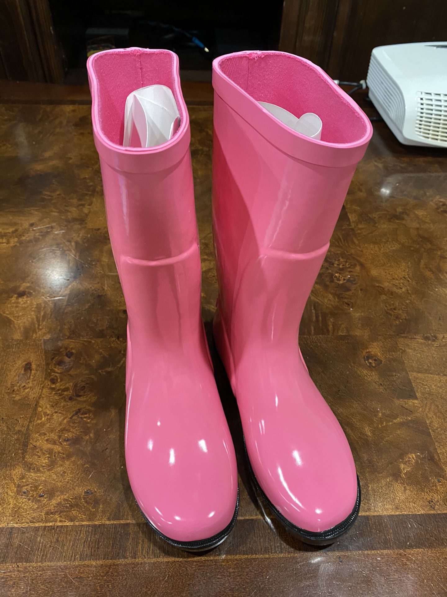 Columbia rain boots size 2