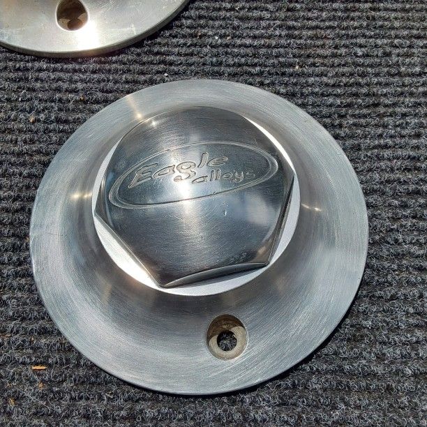 Eagle alloy center caps deals
