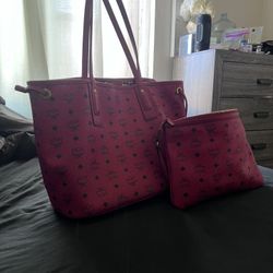 MCM Ruby red Reversible Shoppe