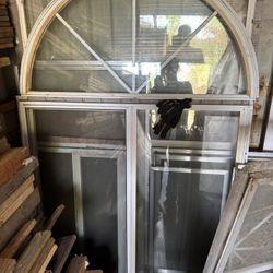 Half Round With 4o4o Window