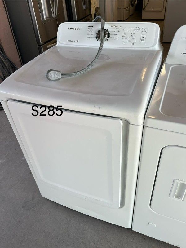 (Used normal wear) beautiful Samsung Dryer(1 Year Warranty)